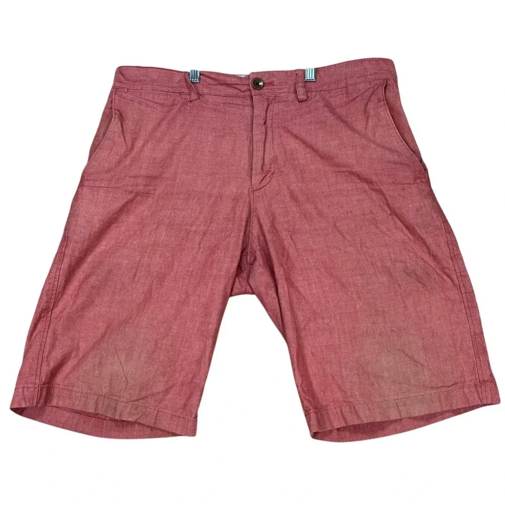 Banana Republic‎ Shorts Mens 31 Salmon Red Chino Flat Front Classic Fit Faded